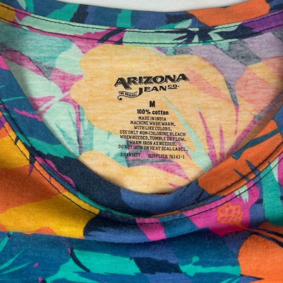 Short Sleeve - T Shirt - Picture 3 of 3